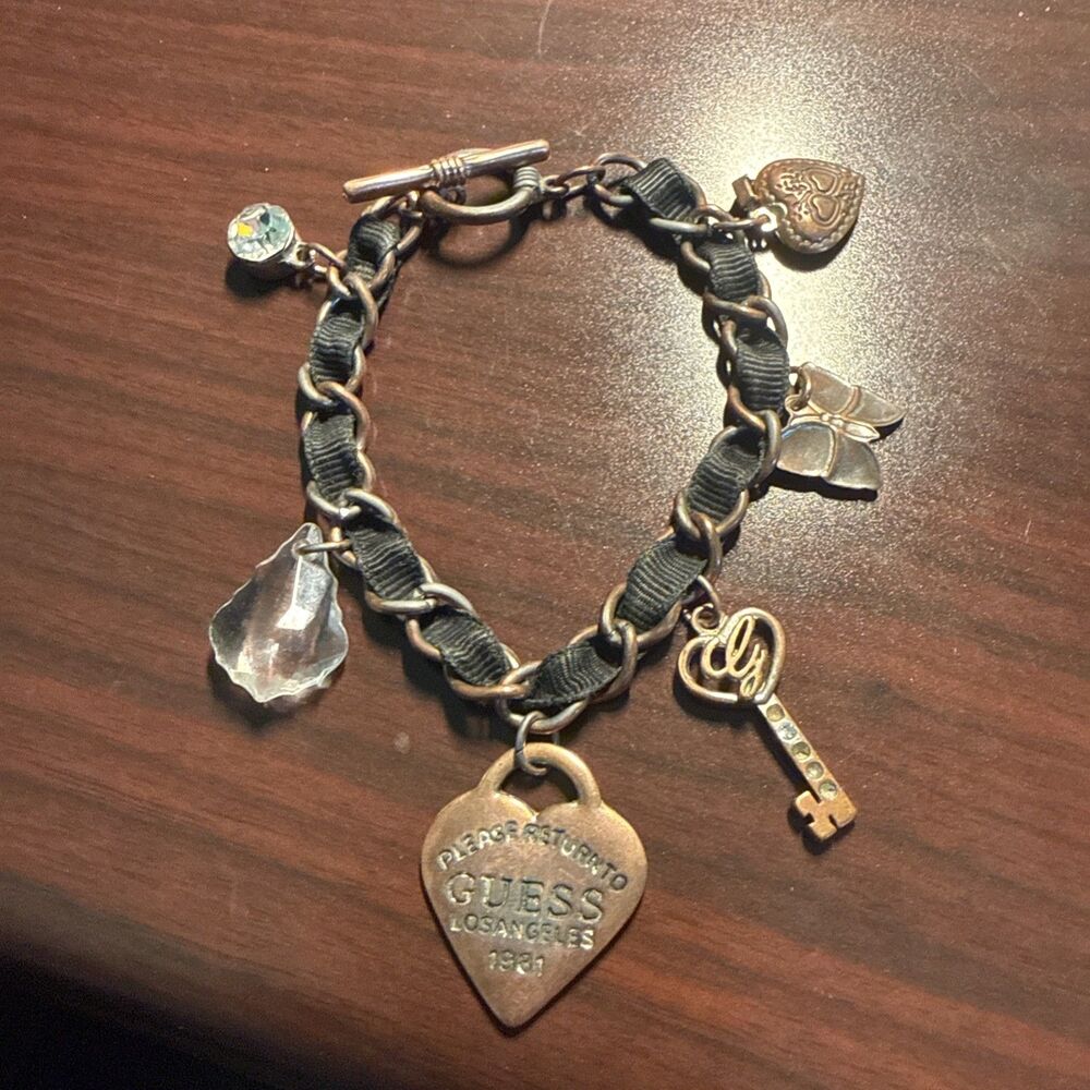 Vintage Copper Tone GUESS Los Angeles Charm Bracelet Link Chain  Heart & Key 6in